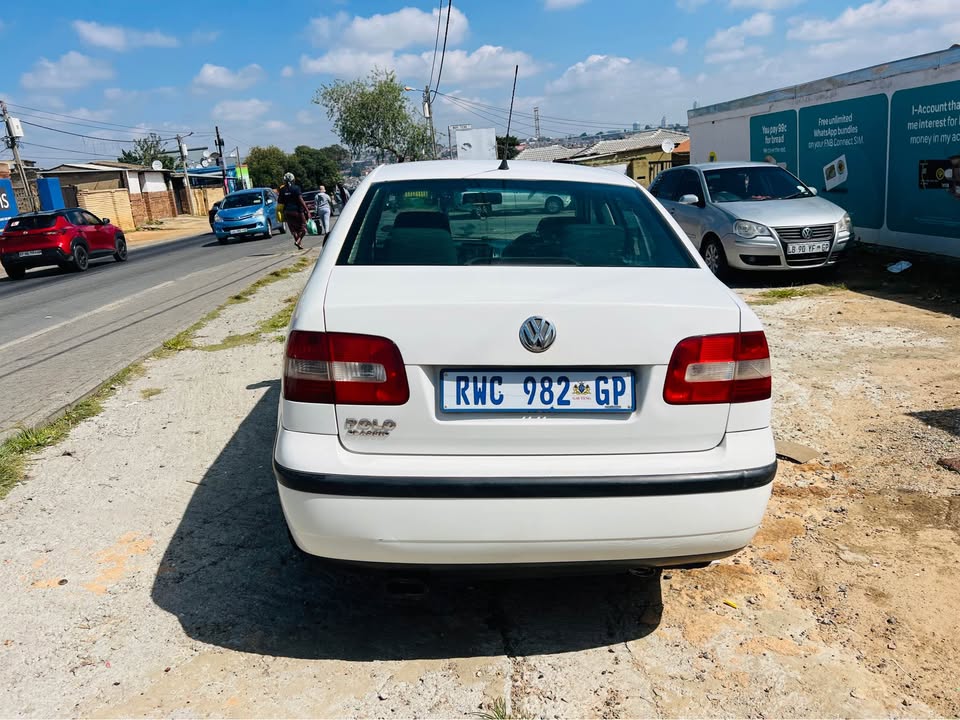 2007 Volkswagen Polo 1.6 Sedan
